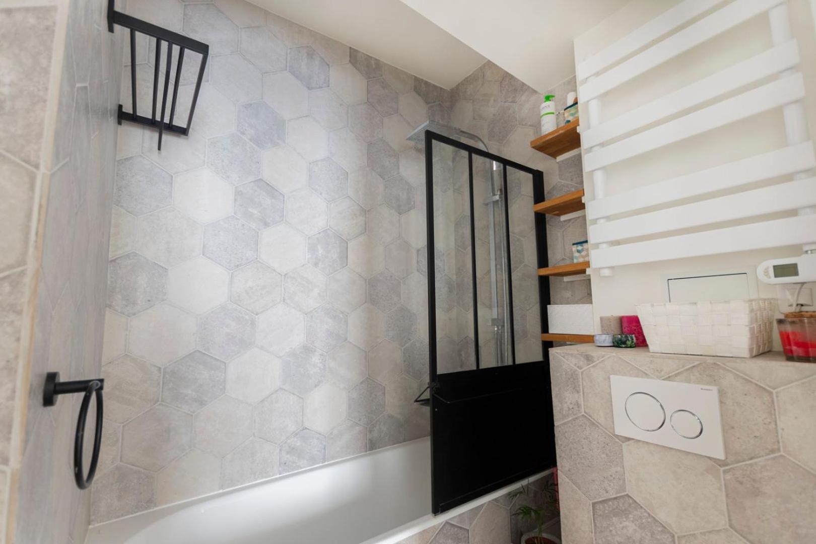 Apartment Guestready - Charming Near Les Halles *